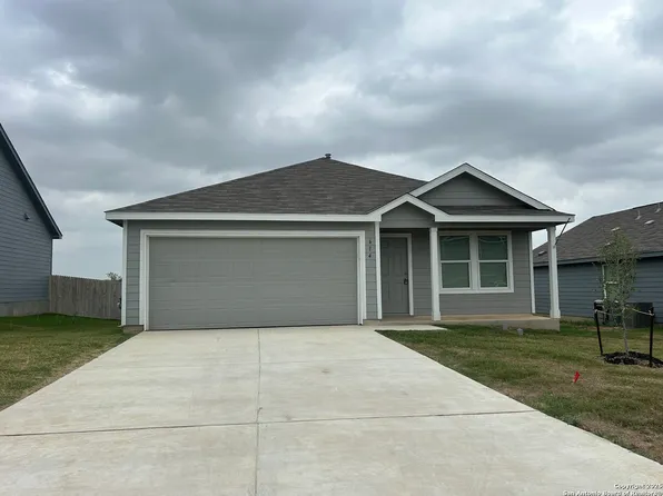 614 Agave, Jourdanton, TX 78026