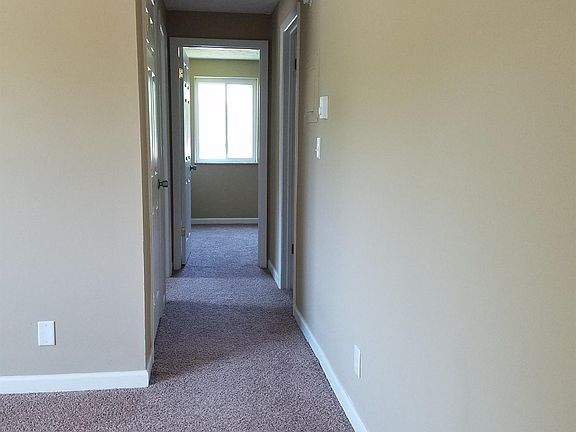5th image of 810 Clough Pike