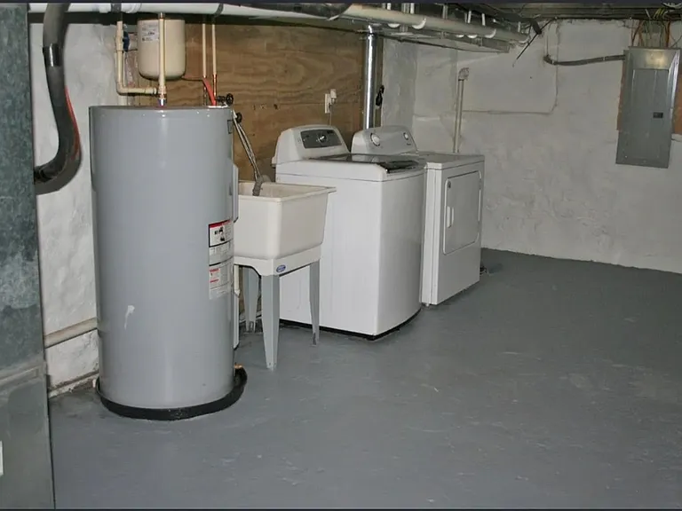 716 McCabe Ave #1 — Photo 3