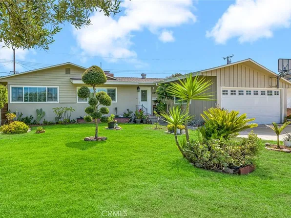 11812 Peacock Ct, Garden Grove, CA 92841
