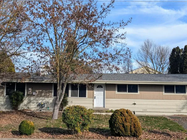 155 Glenn Way, Central Pt, OR 97502