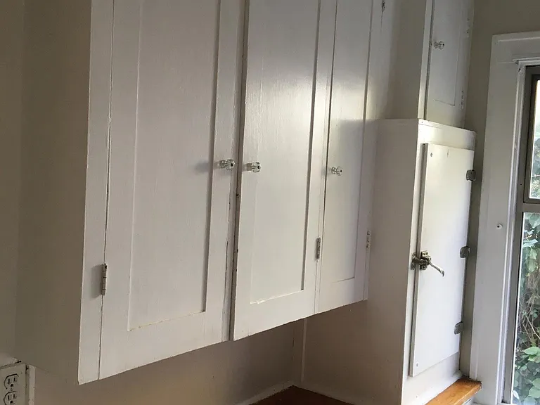 Tons of Storage in kitchen with antique refrigerator