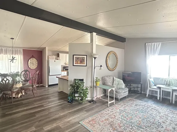 211 Cedar St, Nezperce, ID 83543