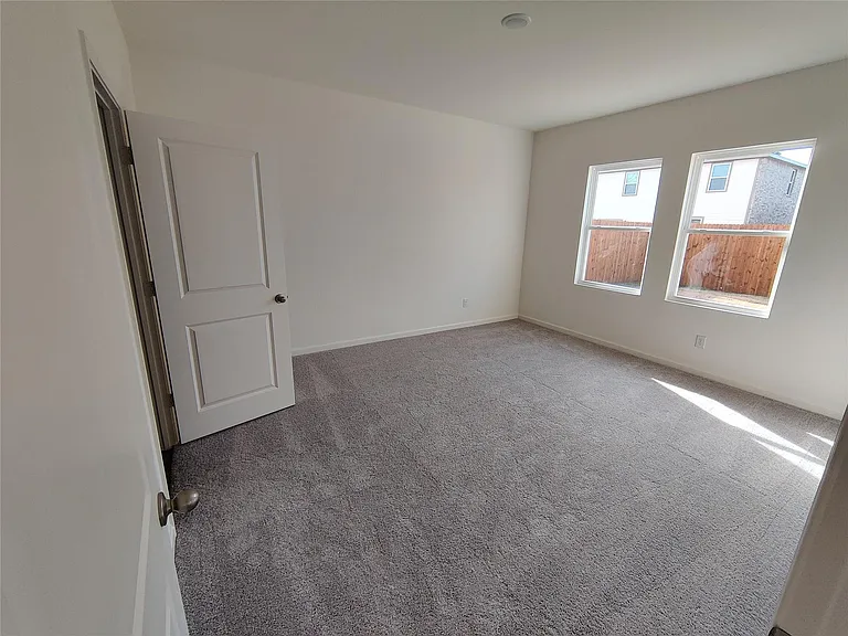 10356 Holycross Ln — Photo 16