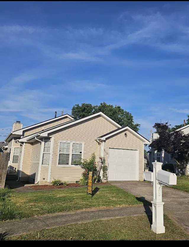 3 bed, 1029 sqft, $1,500 — Photo 1
