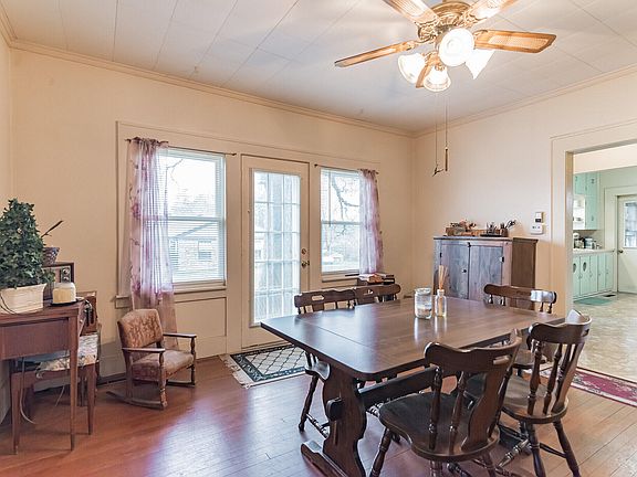 4th image of 236 S Harlin Drive