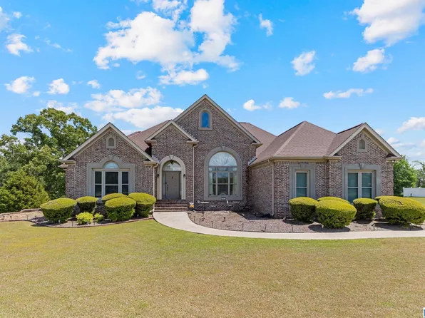 305 Frank St, Thorsby, AL 35171