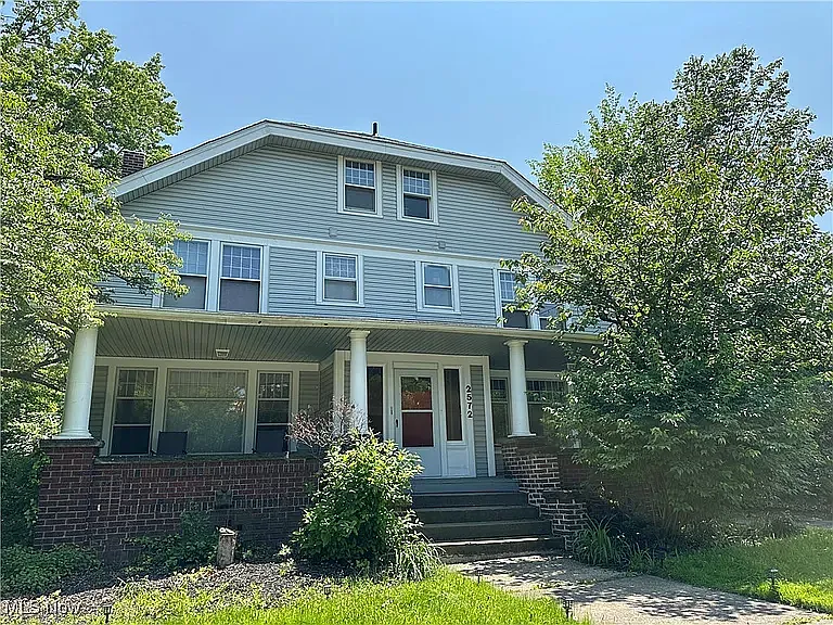 2572 Mayfield Rd