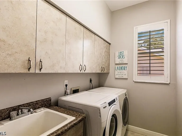 9811 Ensign Ct — Photo 20