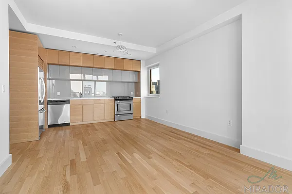 Rented by Mirador Real Estate | media 23