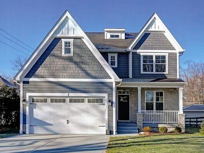 407 Park Ave, Clarendon Hills, IL, 60514