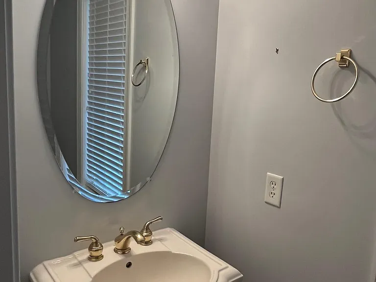 304 Arthur Ct #304 — Photo 30