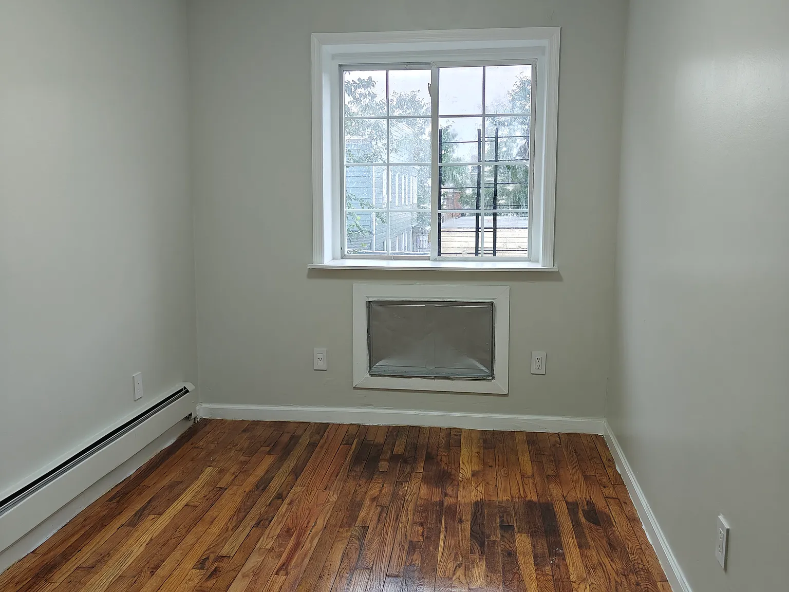 3 bed, $3,200 — Photo 3