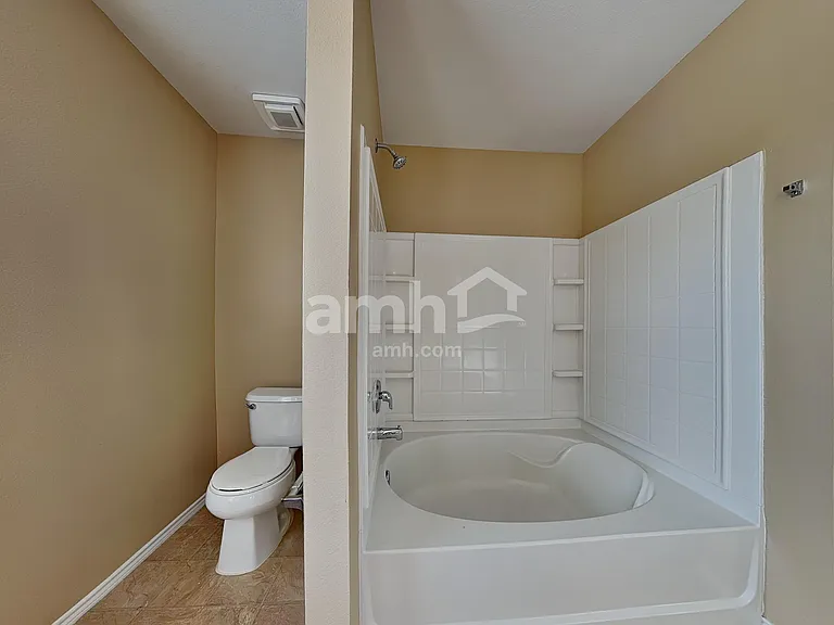 937 Iona Dr — Photo 14