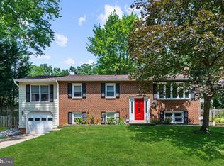 10004 Marguerita Ave, Glenn Dale, MD 20769