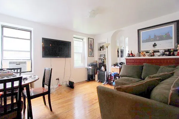 Rented by KYLM, LLC | media 9