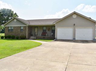 1019 Granger Rd, Union City, TN 38261