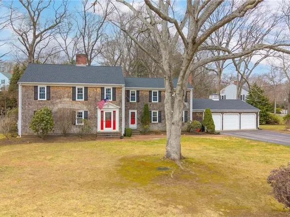 90 Bow St, East Greenwich, RI 02818