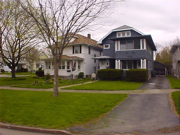 Genesee Pk. Blvd. 956-Front
