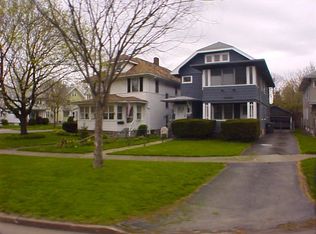 956-958 958 Genesee Park Blvd, Rochester, NY 14619