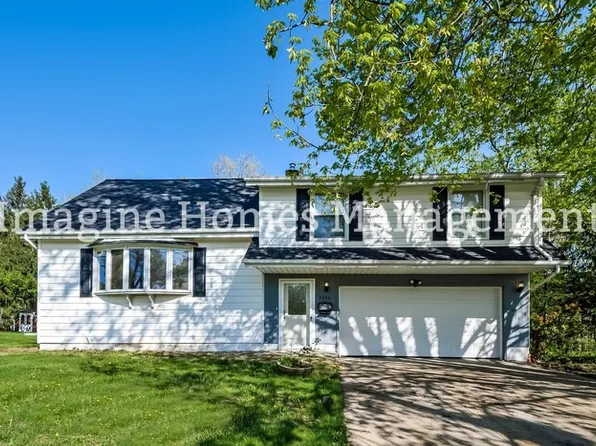 9444 Monticello Dr, Twinsburg, OH 44087