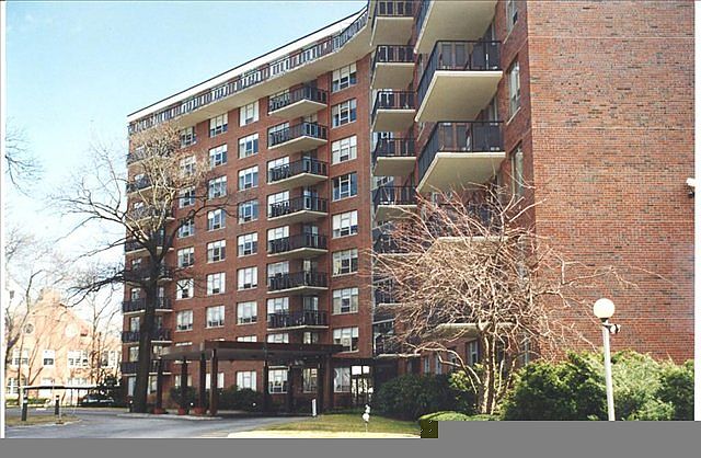 1st image of 280 Boylston St APT 901