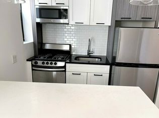1352 New York Ave APT 4B, Brooklyn, NY 11210