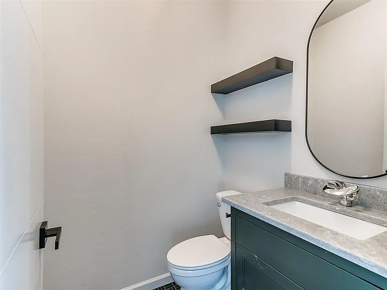 25198 Scarlett St — Photo 11