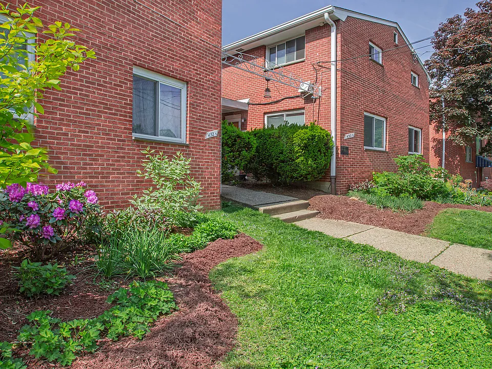 430-432 Franklin Ave