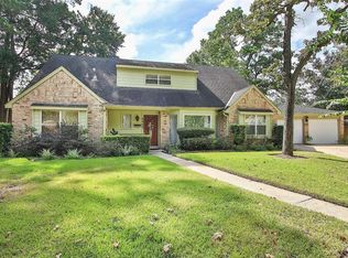 4902 Park Plaza Dr, Houston, TX 77018