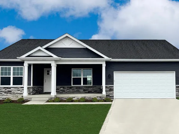 5014 Richard Dr, Lowell, IN 46356
