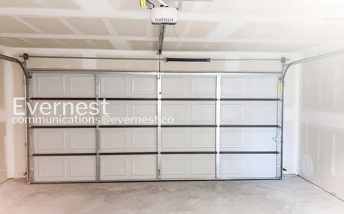 6648 Hollywood Ave — Photo 18