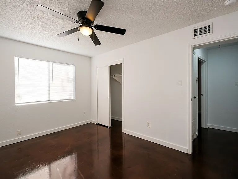6641 Rhine Dr #B — Photo 12