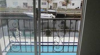 5th image of 1401 NE 57th Pl APT 2