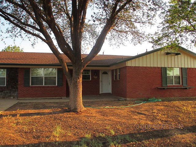 1st image of 4624 Leisure Dr
