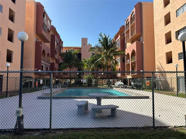 460 E 23rd St APT 508, Hialeah, FL 33013