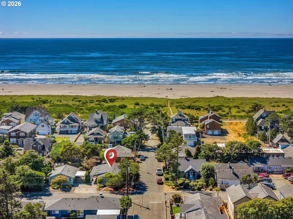 1120 S Columbia St, Seaside, OR 97138