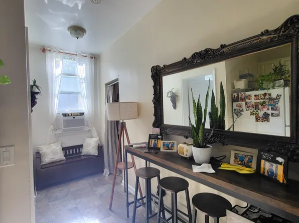 1506 Summit Avenue image 21 of 44