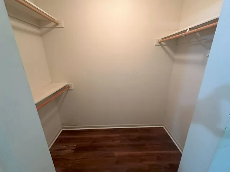 3004 Village Park North Dr — Photo 35