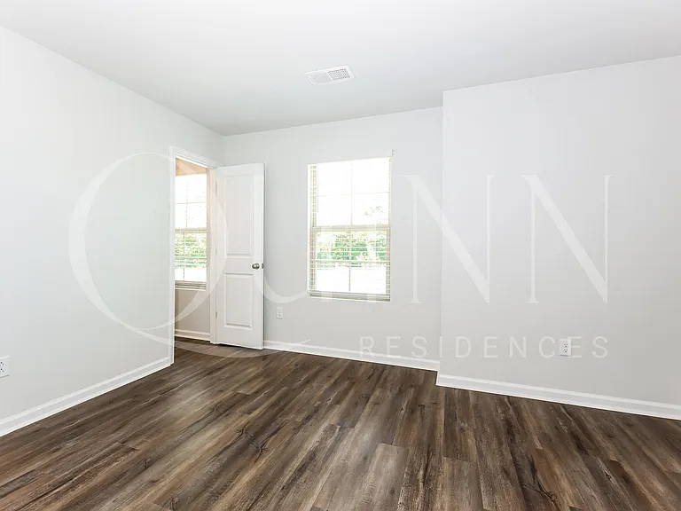 Tyger Pointe — Photo 73