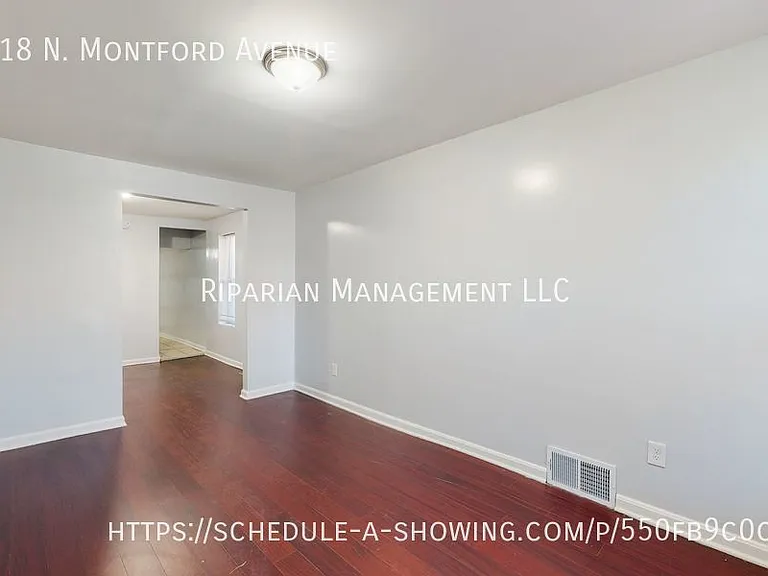 618 N Montford Ave — Photo 2