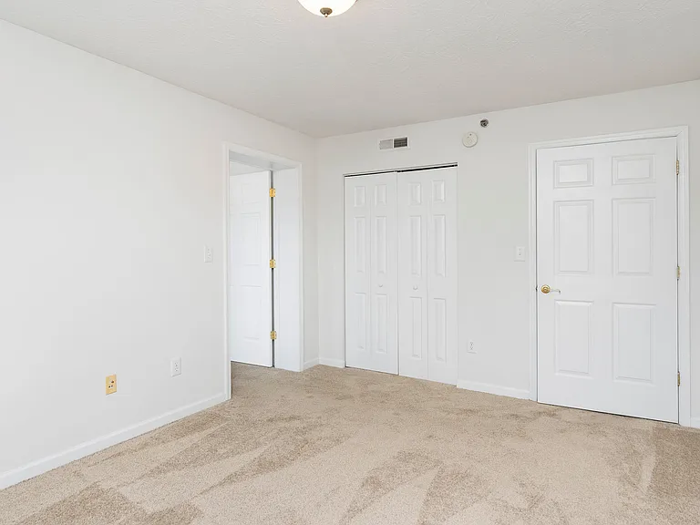 4-102 Rose Garden Ln — Photo 14