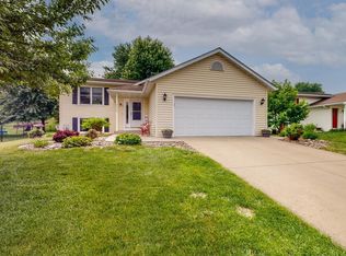 4536 Manor Brook Dr NW, Rochester, MN 55901