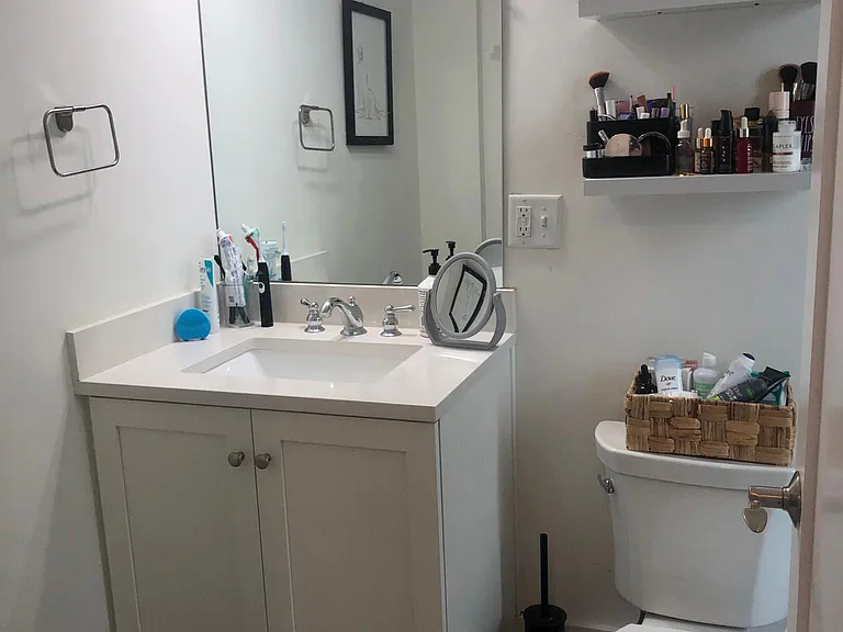 6 Dewey St #1 — Photo 7