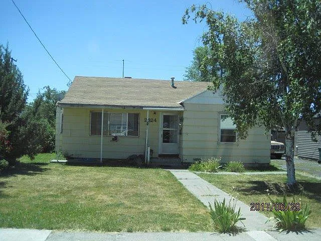 2304 Home Ave photo 1