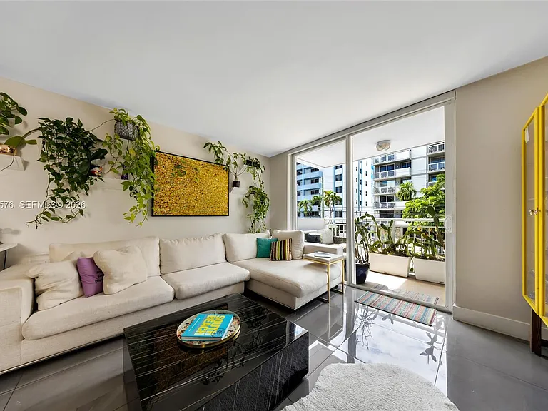 1665 Bay Rd #221 — Photo 5