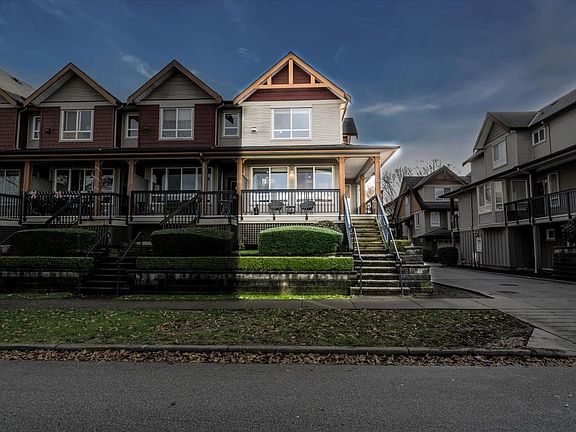 3rd image of 16772 61st Ave #26