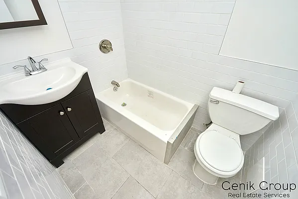 Rented by Genik Group Corp | media 10