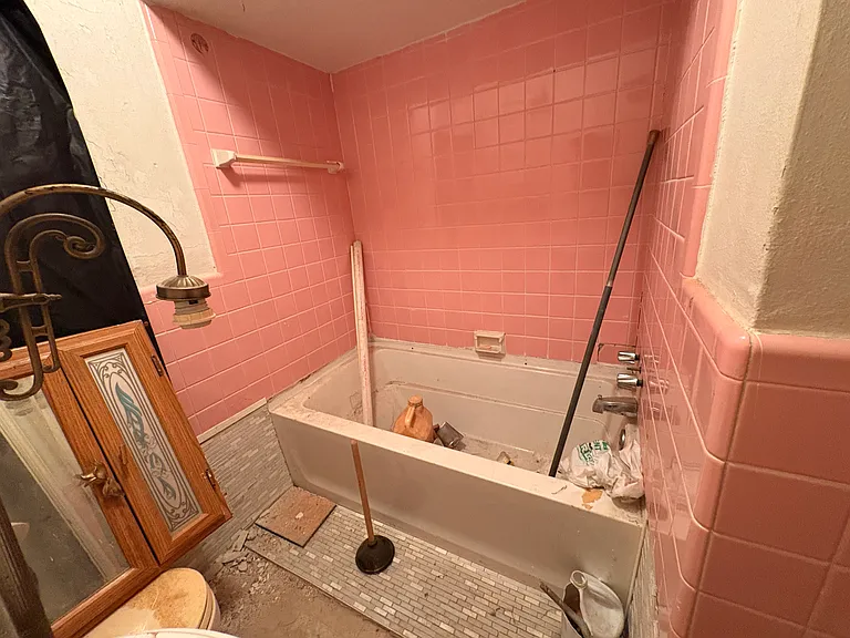 6423 Saint Louis Ave — Photo 12