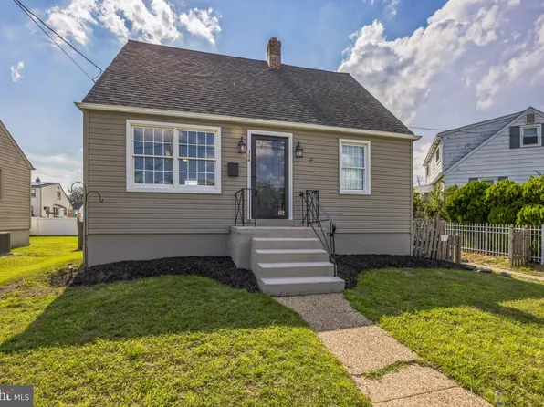 304 Bergen Ave, Bellmawr, NJ 08031